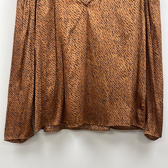 Banana Republic Soft Satin Puff Sleeve Animal Print Blouse Boho Brown Large - Picture 4 of 9